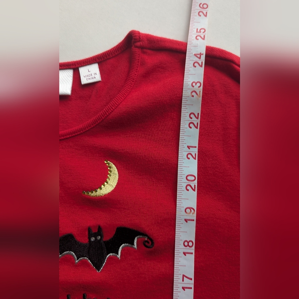 Quaker Factory Large Going Batty 3/4 Sleeve Shirt Red Black Halloween - Picture 9 of 9